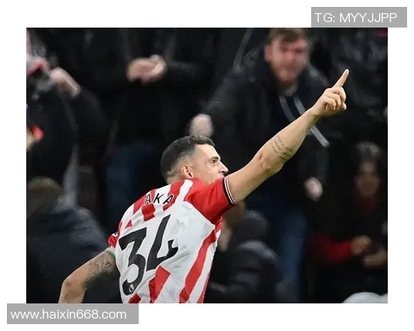 英超争四大战生变：桑德兰不败冲进前四，黑马球队崛起搅乱欧冠资格争夺